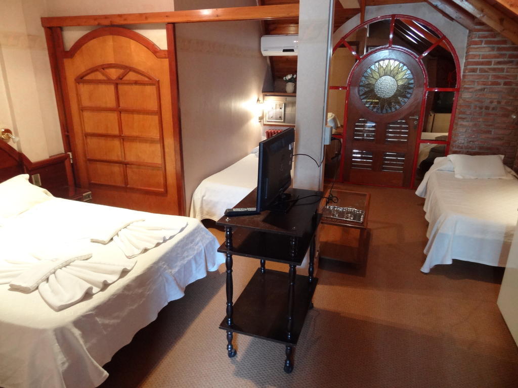 Hotel Mon Petit Villa Carlos Paz Pokoj fotografie